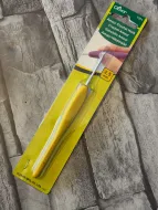 2.50mm Clover Amour Crochet Hook