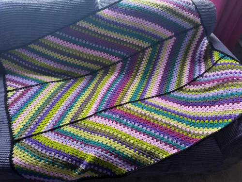 Ric-Rac Granny Crochet Blanket
